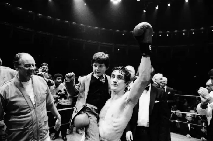 Framed Print : Barry McGuigan vs Esteban Eguia at the Royal Albert Hall, Kensington, London Framed Print : Barry McGuigan vs Esteban Eguia at the Royal Albert Hall, Kensington, London