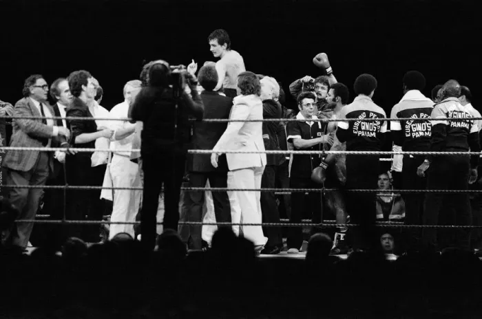 Framed Print : Barry McGuigan vs Eusebio Pedroza at Queens Park Rangers football stadium, Loftus Road Framed Print : Barry McGuigan vs Eusebio Pedroza at Queens Park Rangers football stadium, Loftus Road