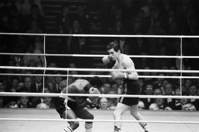 Framed Print : Barry McGuigans second defence of his WBA title against Danilo Cabrera at The Royal Framed Print : Barry McGuigans second defence of his WBA title against Danilo Cabrera at The Royal