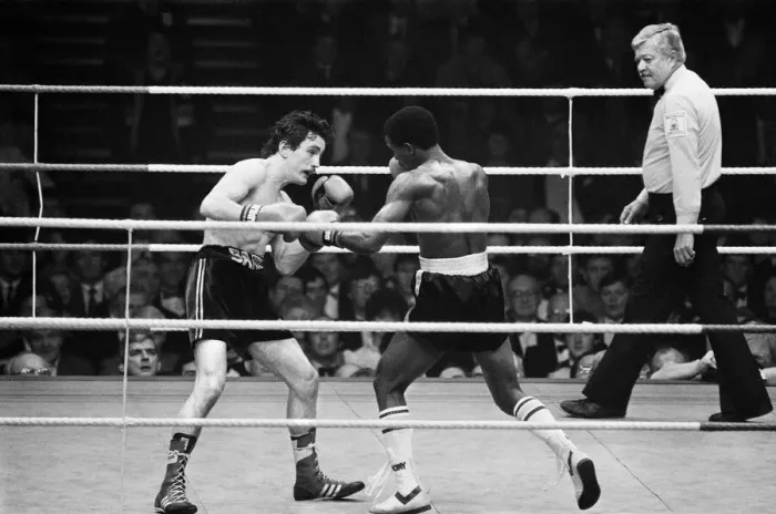 Framed Print : Barry McGuigans second defence of his WBA title against Danilo Cabrera at The Royal Framed Print : Barry McGuigans second defence of his WBA title against Danilo Cabrera at The Royal