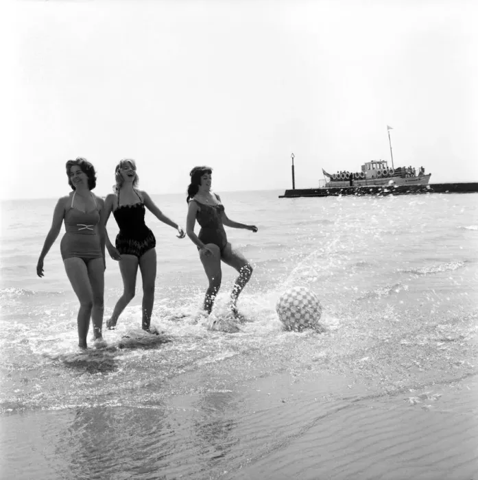 Framed Print : Bathing Girl: Glamour on the Clacton Beach: L. to R. Christine Reynolds, 18