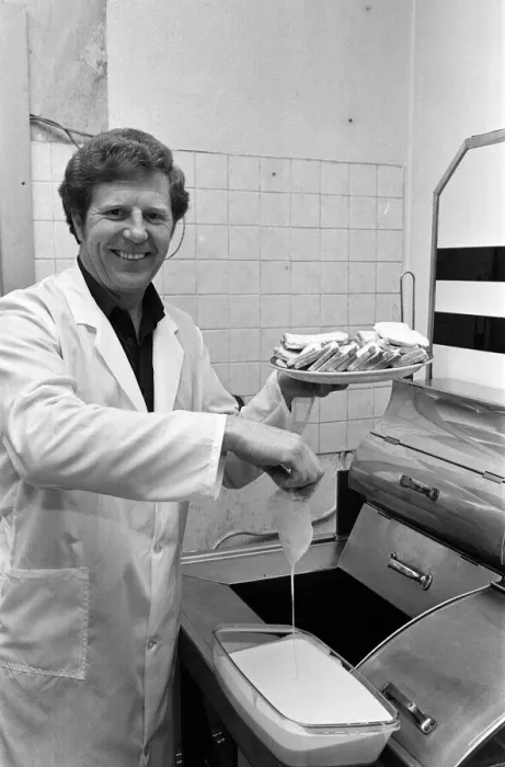 Framed Print : Battered jam butties are the specialty at the fish and chip shop on Railway Road, Chorley Framed Print : Battered jam butties are the specialty at the fish and chip shop on Railway Road, Chorley