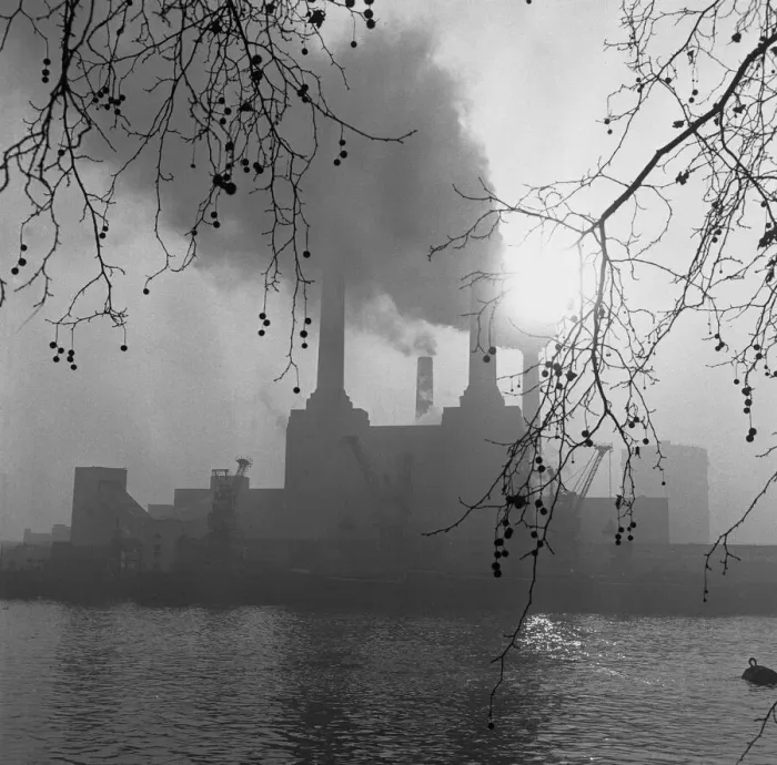 Framed Print : Battersea Power Station seen here on a murky foggy winters morning. London