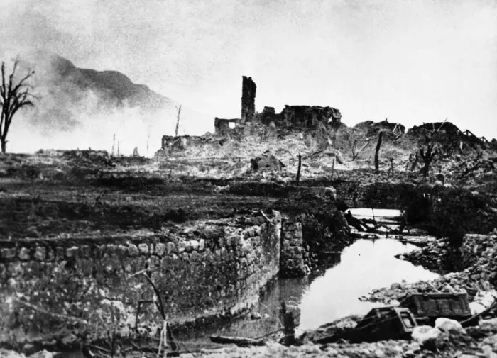 Framed Print : The Battle of Monte Cassino, a series of four assaults by Allied Forces against the Axis Framed Print : The Battle of Monte Cassino, a series of four assaults by Allied Forces against the Axis