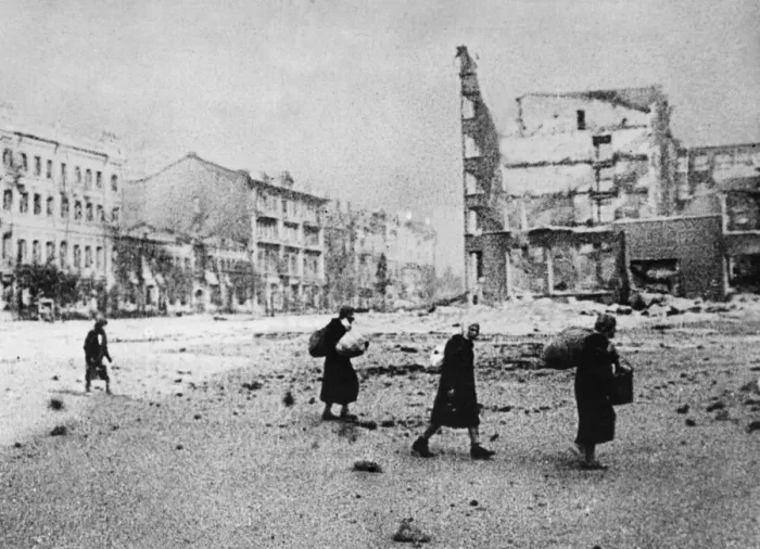 Framed Print : The Battle of Stalingrad (23 August 1942 e 2 February 1943 Framed Print : The Battle of Stalingrad (23 August 1942 e 2 February 1943