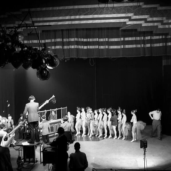 BBC filming a variety show at the Wood Green Empire. January 1957 A307-001