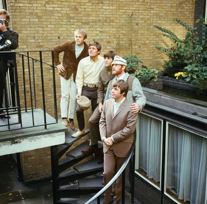 Framed Print : The Beach Boys. Al Jardine, Bruce Johnston, Dennis Wilson, Mike Love and Carl Wilson Framed Print : The Beach Boys. Al Jardine, Bruce Johnston, Dennis Wilson, Mike Love and Carl Wilson