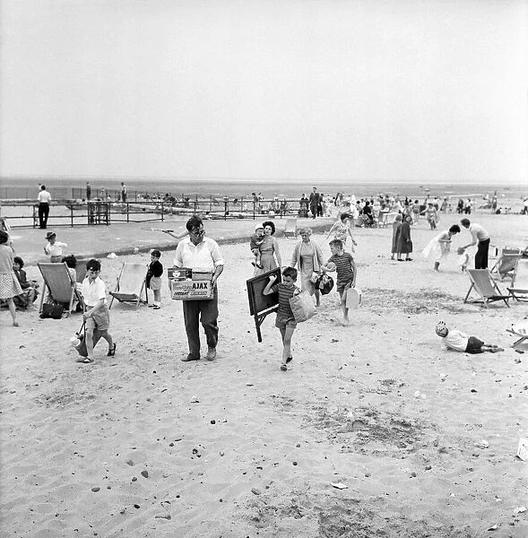Beach scenes at Devon. June 1960 M4313-005