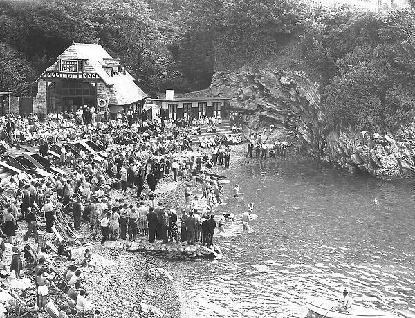 Beacon Cove, Torquay. July 1958
