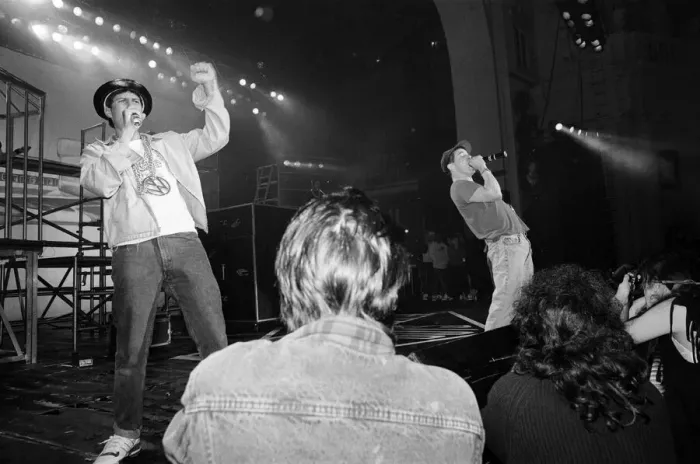 Framed Print : The Beastie Boys performing at Brixton Academy, London. 24th May 1987 Framed Print : The Beastie Boys performing at Brixton Academy, London. 24th May 1987