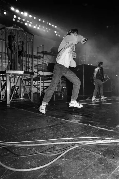 Framed Print : The Beastie Boys performing at Brixton Academy, London. 24th May 1987 Framed Print : The Beastie Boys performing at Brixton Academy, London. 24th May 1987