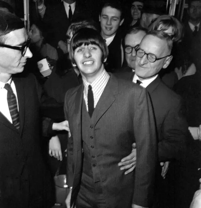 Framed Print : Beatle drummer Ringo Starr today leaving University College Hospital, Gower St