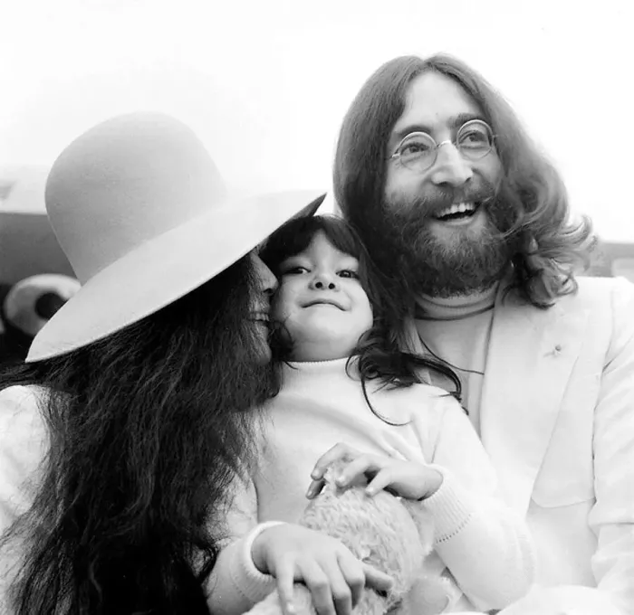 Framed Print : Beatle John Lennon and his wife Yoko Ono left Heathrow Airport London to fly to Framed Print : Beatle John Lennon and his wife Yoko Ono left Heathrow Airport London to fly to