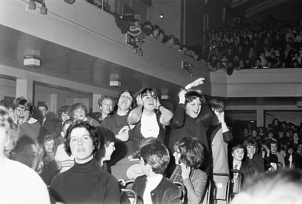 The Beatles Autumn 1963 UK Tour, De Montfort Hall, Leicester, Sunday 1st December 1963