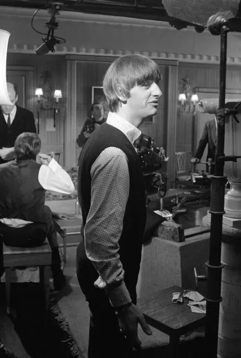 Framed Print : Beatles drummer Ringo Starr at Twickenham film studios, February 1964 Framed Print : Beatles drummer Ringo Starr at Twickenham film studios, February 1964