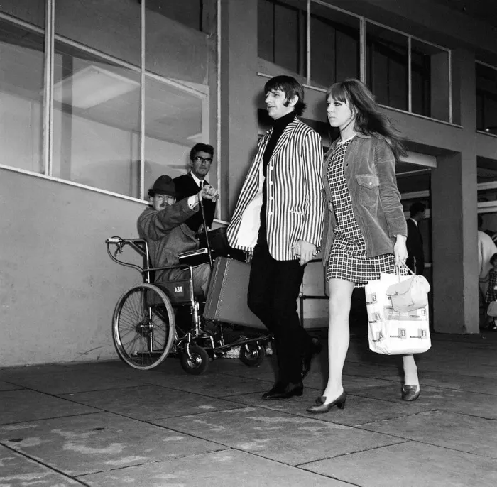 Framed Print : Beatles drummer Ringo Starr and wife Maureen at Heathrow Airport before leaving for a two