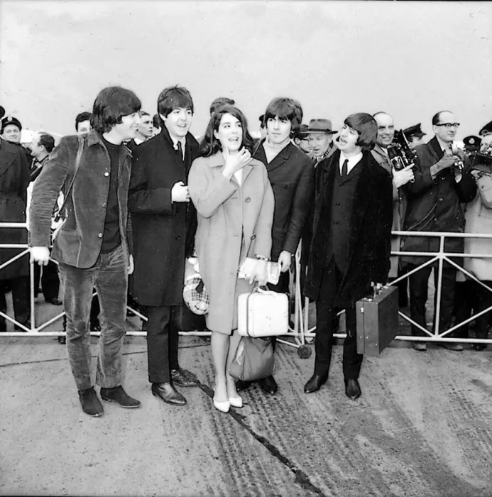 Framed Print : The Beatles leave London Airport bound for the Bahamas to commence filming on their