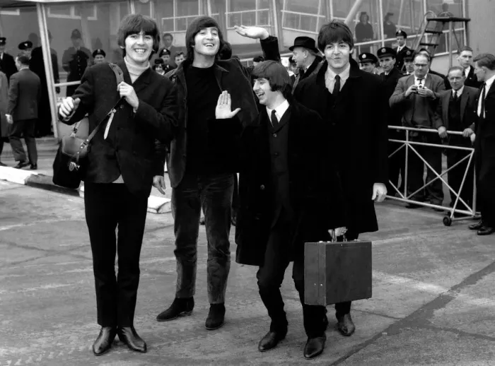 Framed Print : The Beatles leave London Airport bound for the Bahamas to commence filming on their Framed Print : The Beatles leave London Airport bound for the Bahamas to commence filming on their