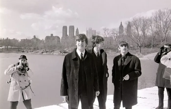 Framed Print : The Beatles in New York City February 1964 L-R John Lennon Paul McCartney Framed Print : The Beatles in New York City February 1964 L-R John Lennon Paul McCartney