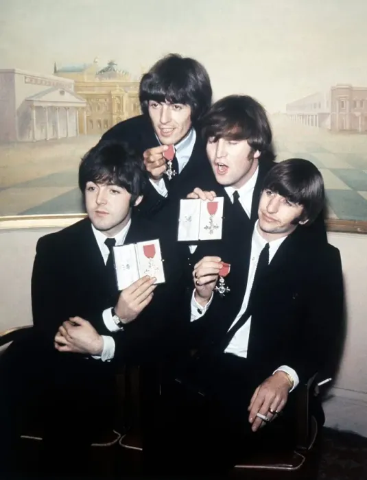 Framed Print : The Beatles pose with their MBEs at a press conference held at the Saville Theatre Framed Print : The Beatles pose with their MBEs at a press conference held at the Saville Theatre