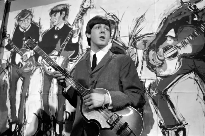 Framed Print : The Beatles at Television House, Kingsway, for an appearance on the television Show Framed Print : The Beatles at Television House, Kingsway, for an appearance on the television Show
