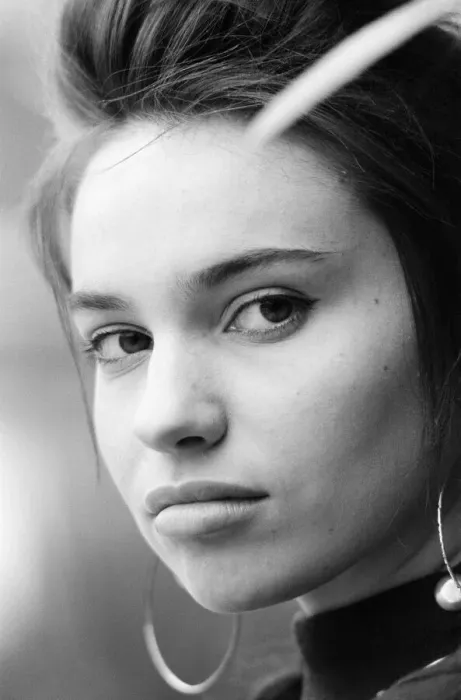 Framed Print : Beatrice Dalle, french actress, photo-call in London to promote new film Betty Blue