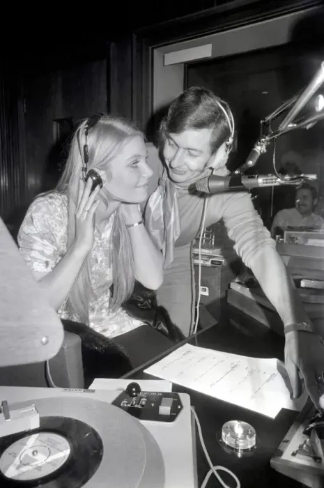 Framed Print : Beauty Contest: Entertainment Radio: Miss World Eva Reuber Staier pictured with Disc Framed Print : Beauty Contest: Entertainment Radio: Miss World Eva Reuber Staier pictured with Disc