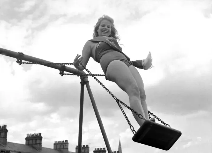 Framed Print : Beauty contest girls at Lowestoft, UK. 26th July 1959