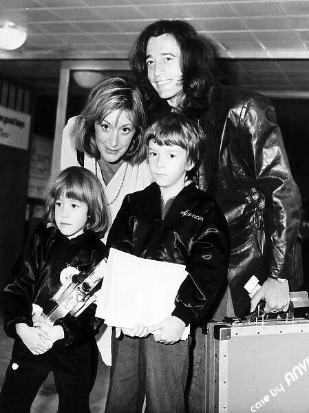 The Bee Gees pop group 1979 Robin Gibb with wife Molly and children Melissa 5