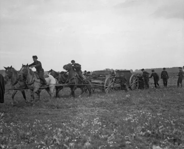 Framed Print : Belgian artillery retreating during a sortie from Antwerp to Malines Framed Print : Belgian artillery retreating during a sortie from Antwerp to Malines