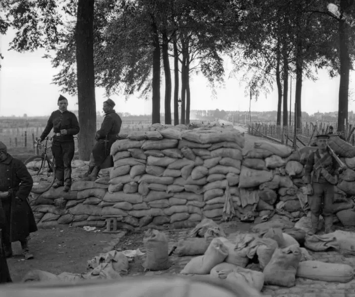 Framed Print : Belgian soldiers and Royal Marines from the Naval Brigade seen here manning a barricade Framed Print : Belgian soldiers and Royal Marines from the Naval Brigade seen here manning a barricade