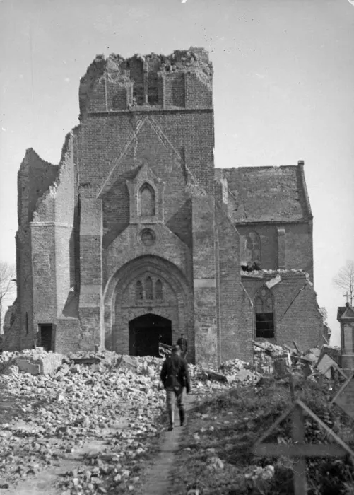Framed Print : Belgian soldiers seen here inspecting the remains of a church on the battlefield close to Framed Print : Belgian soldiers seen here inspecting the remains of a church on the battlefield close to