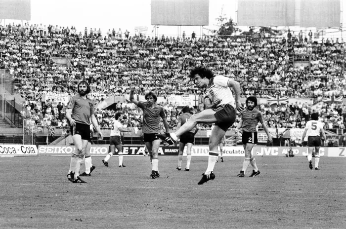Framed Print : Belgium v England, European Championship Match, Group Stage, Group 2, Delle Alpi, Turin Framed Print : Belgium v England, European Championship Match, Group Stage, Group 2, Delle Alpi, Turin