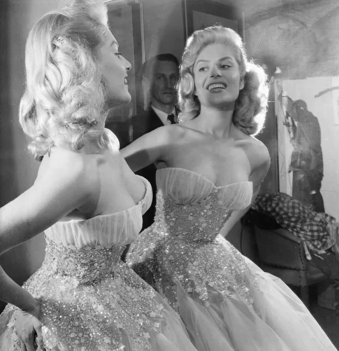 Framed Print : Belinda Lee, British actress tries on dress designed by Julie Harris Framed Print : Belinda Lee, British actress tries on dress designed by Julie Harris