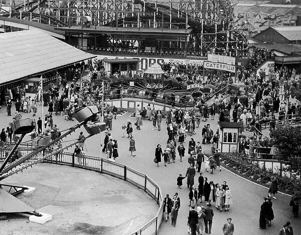 Belle Vue park Fun fair in Manchester during the August Bank Holiday, August 1949