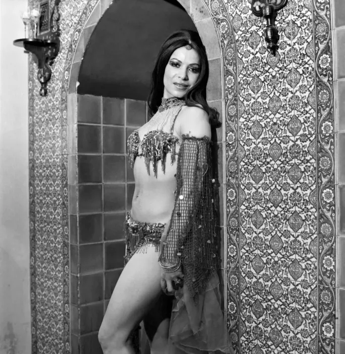 Framed Print : Belly Dancer Soraya Ravensdale. December 1974 74-7550-006 Framed Print : Belly Dancer Soraya Ravensdale. December 1974 74-7550-006