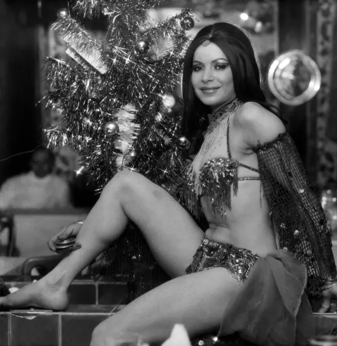 Framed Print : Belly Dancer Soraya Ravensdale. December 1974 74-7550 Framed Print : Belly Dancer Soraya Ravensdale. December 1974 74-7550
