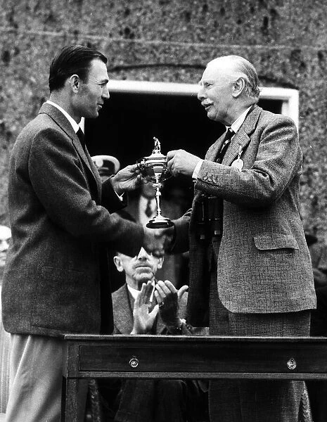 Ben Hogan Sept 1949 Ryder cup Golf Ganton cup presented by Lord Wardington