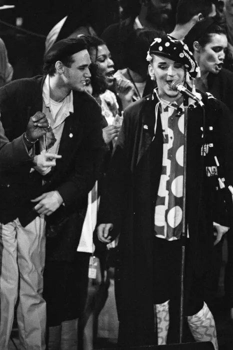Framed Print : Ben Volpeliere-Pierrot and Boy George performing at the Stand by Me Framed Print : Ben Volpeliere-Pierrot and Boy George performing at the Stand by Me