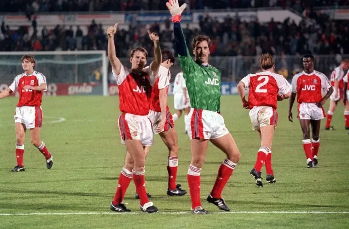 Framed Print : Benfica v Arsenal 1991 European Cup Paul Merson and David Seaman Framed Print : Benfica v Arsenal 1991 European Cup Paul Merson and David Seaman