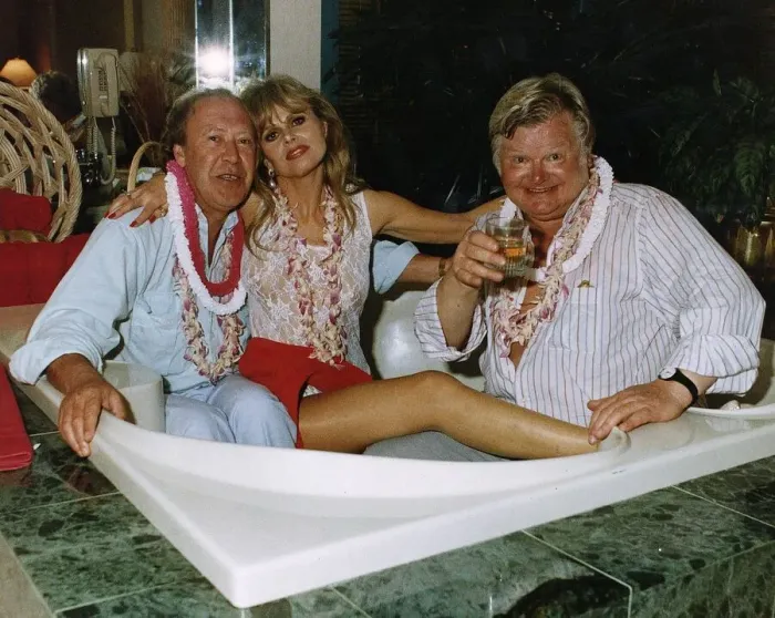 Framed Print : Benny Hill Comedian in bathtub with Dennis Kirkland and Britt Ekland