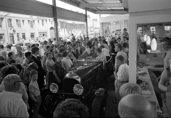 Framed Print : The Bentley Rally run by the Bentley Drivers Club and Shell to mark 50 years of Framed Print : The Bentley Rally run by the Bentley Drivers Club and Shell to mark 50 years of