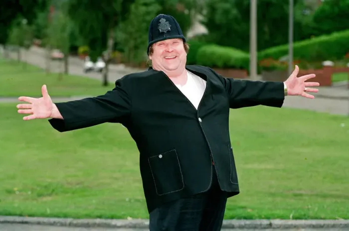 Framed Print : Bernard Manning dressed in a Policemans Uniform, 11th August 1992 Framed Print : Bernard Manning dressed in a Policemans Uniform, 11th August 1992