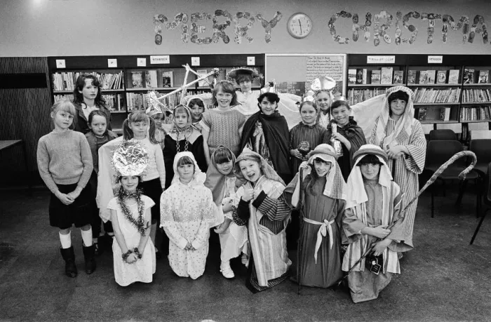 Framed Print : Berwick Hills Primary School, children who took part in the Christmas play