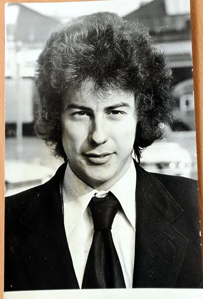 Best-selling author Ken Follett, started out his career as a trainee reporter with