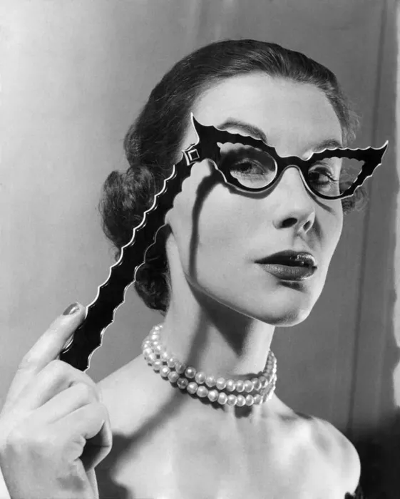 Framed Print : Betty Spurling, Television - an adviser, the woman who puts on television shows (fashions Framed Print : Betty Spurling, Television - an adviser, the woman who puts on television shows (fashions