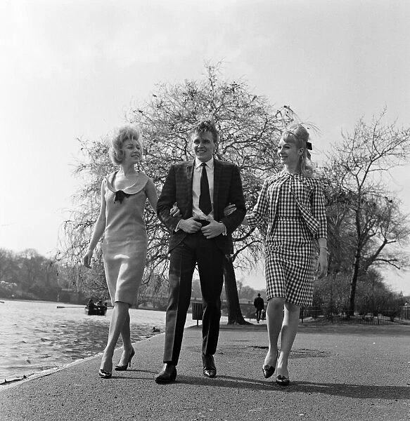 Billy Fury is pictured alongside Jackie Sands and Karen Andrews both aged 21