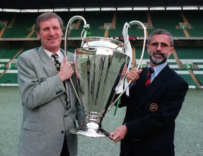Framed Print : Billy McNeill and Gerd Muller holding the European Cup looking forward to the Bayern Framed Print : Billy McNeill and Gerd Muller holding the European Cup looking forward to the Bayern