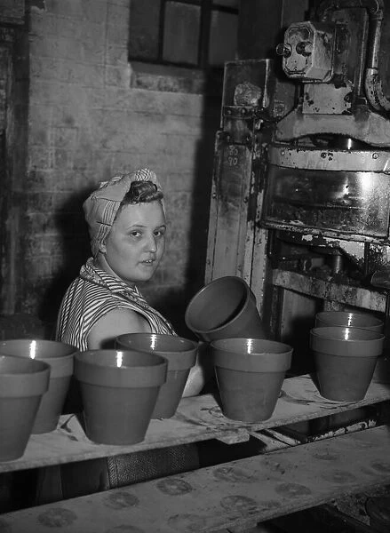 Bilston Pottery 5th May 1958