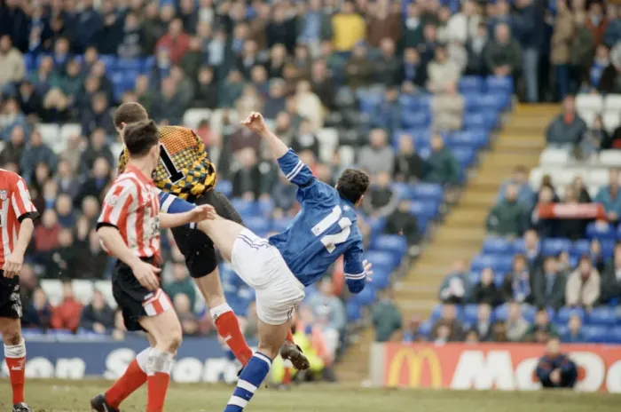 Framed Print : Birmingham City 0 - 2 Sunderland, Old First division match at St Andrews Stadium Framed Print : Birmingham City 0 - 2 Sunderland, Old First division match at St Andrews Stadium